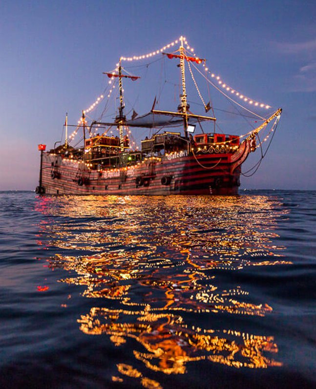 Captain Hook Dinner and Show